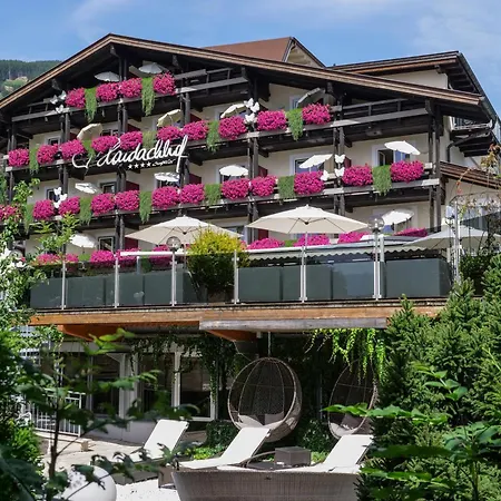 Отель Boutique Haidachhof Superior 4*